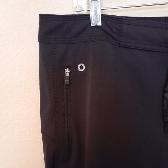 The North Face Activewear Pants - Picture 3 of 16
